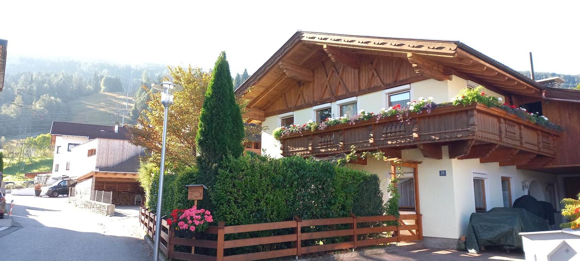 Ferienwohnung Goetzner Auszeit Innsbruck Exterior foto